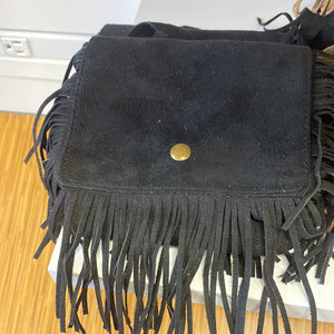 Black ruffle purse