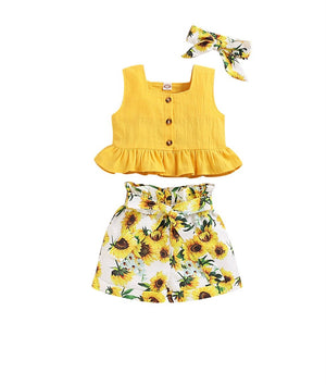 Yellow Top with White Sunflower shorts