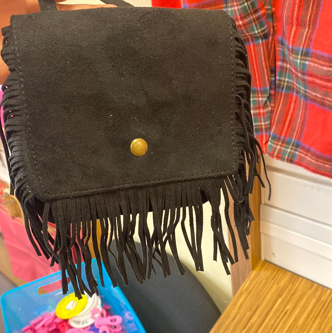 Black ruffle purse